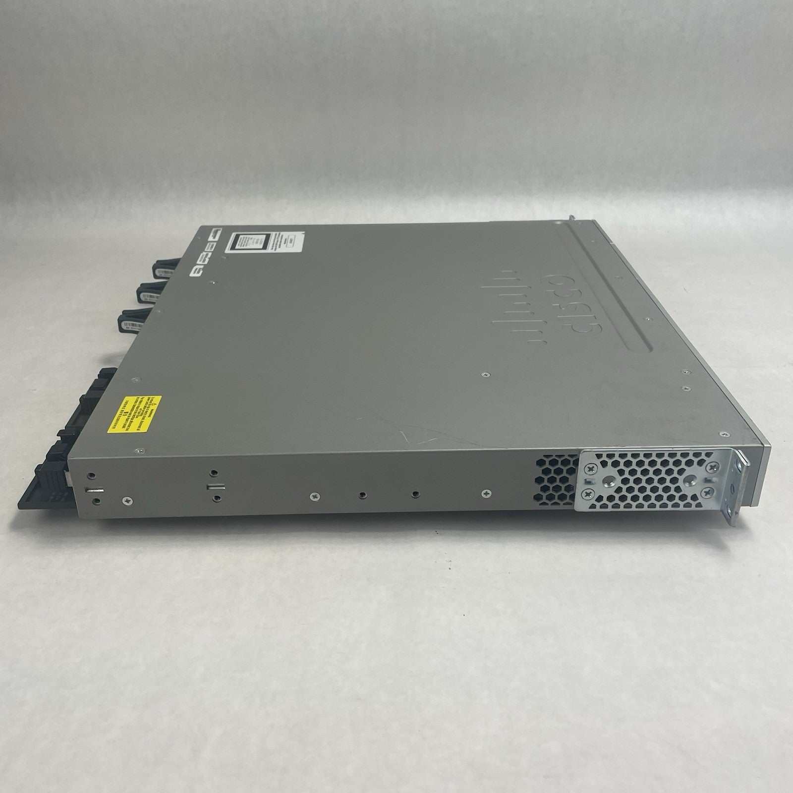 Cisco WS-C3850-24P-S V03 Switch 24-Port Gigabit PoE+ w/ 2x PSU Tested & Reset7