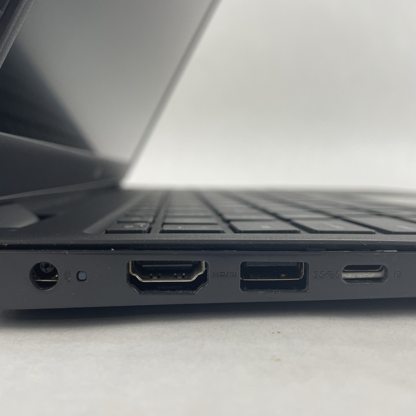 Dell Latitude 3510 15.6" i7-10510U 1.80 GHz 8 GB RAM No SSD/OS/AC - Bad Corner6