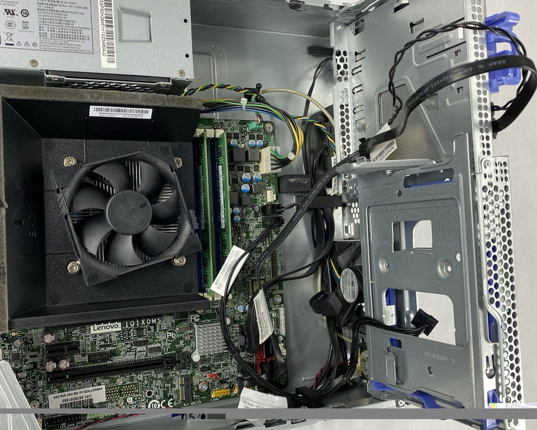 Lenovo ThinkCentre M900 SFF Intel Core i5-6500 3.2GHz 8GB RAM No HDD No OS