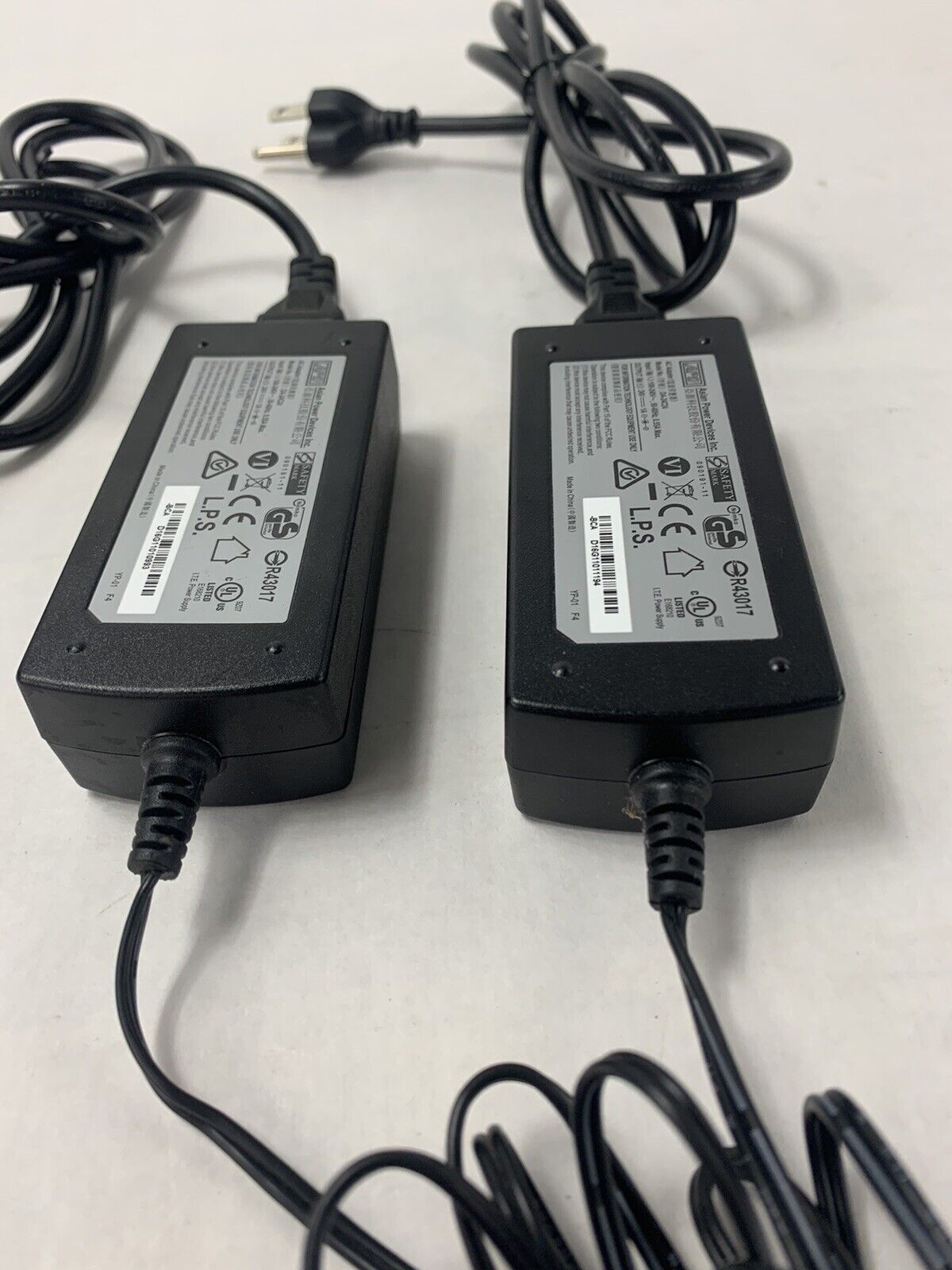 Lot 2 Genuine APD AC Adapter DA-24C24  24V 1A Power Supply 24W With OEM Cord