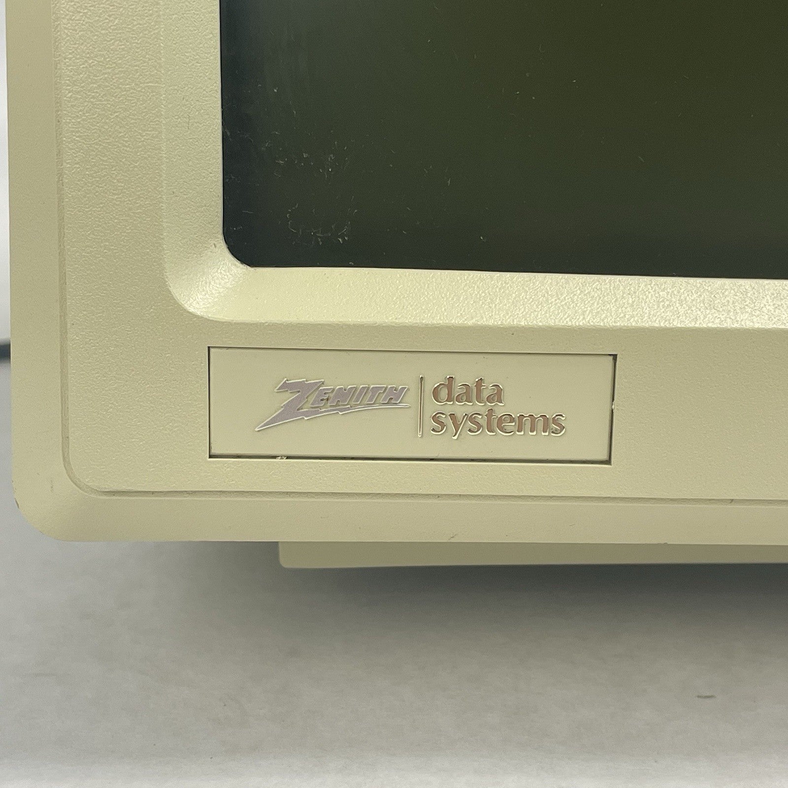 Zenith ZVM-1220-A 12" Amber Composite CRT Monitor Retro Tested Working4