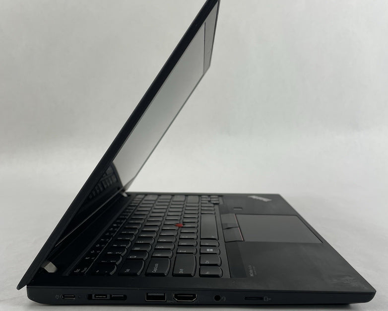 Lenovo ThinkPad T14 14" AMD Ryzen 5 Pro 5650U 2.30 GHz 4 GB RAM No SSD/OS/AC