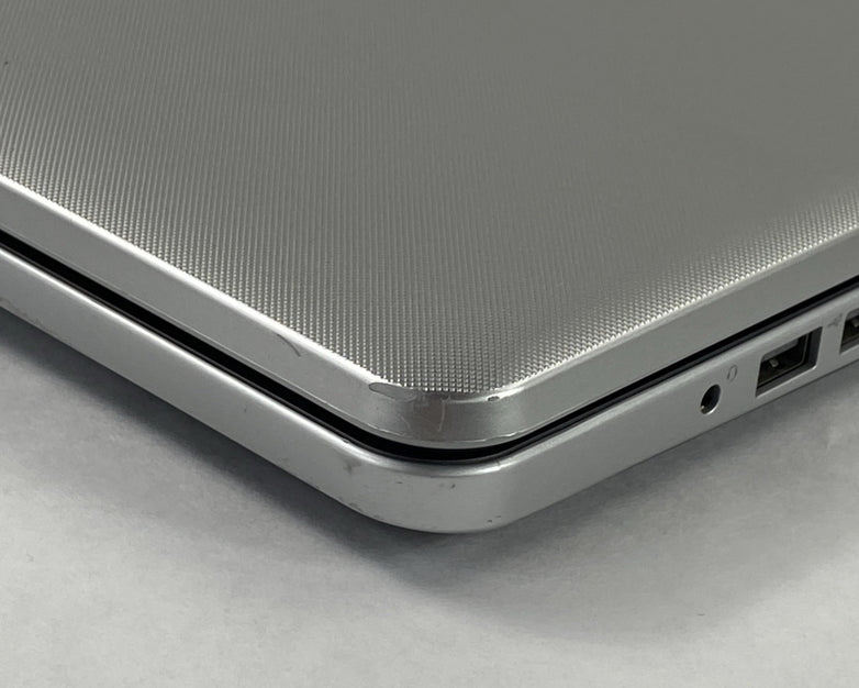 Dell Inspiron 5759 Core i5-6200U 2.3GHz 8GB RAM 17.3" No Battery No HDD No OS