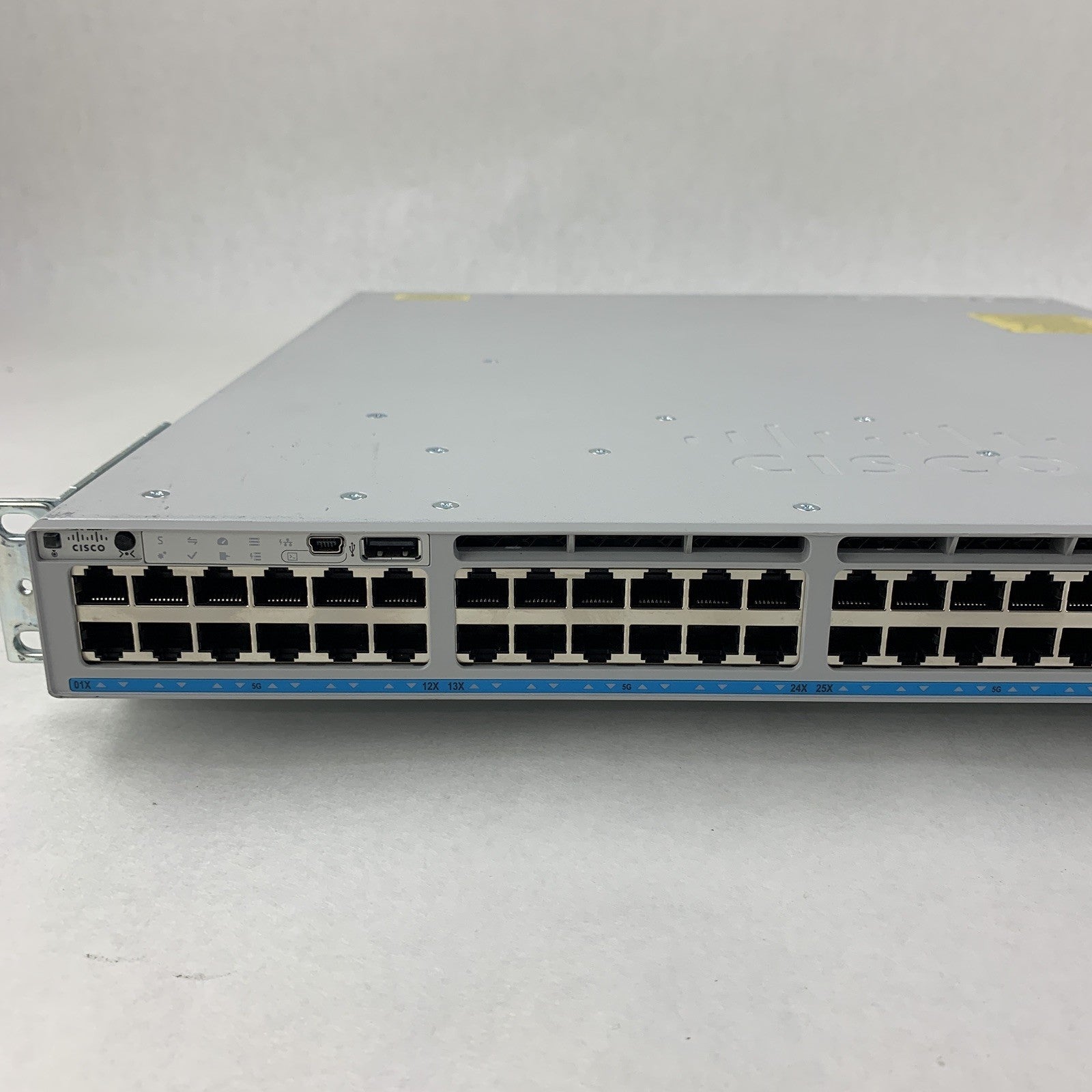 Cisco C9300-48UN-A 48-Port UPoE Network Advantage Switch Tested No Power Supply