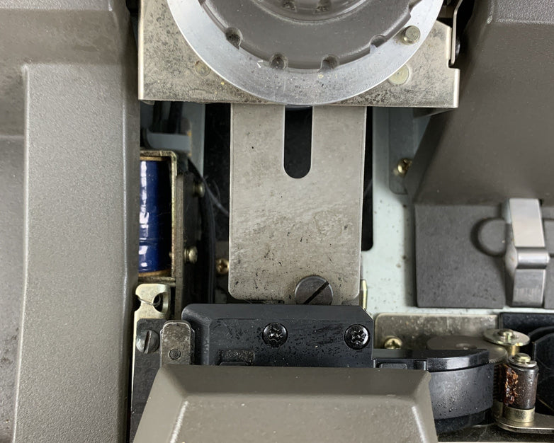 Merlin 100 by Varitronics Video Tape Equipment Bad Roller Powers On