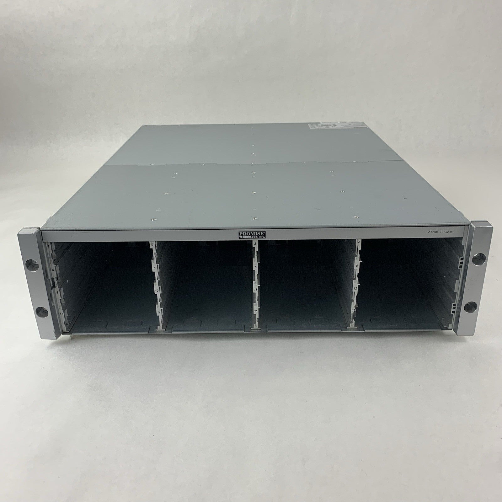 Promise VTrak E610f 16-Bay 3.5" Fibre Channel Storage Array 3U No Controllers2