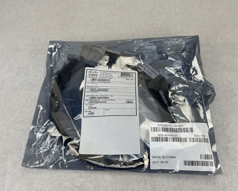 Cisco STACK-T1-1M Stacking Cable 1M / 800-40404-01