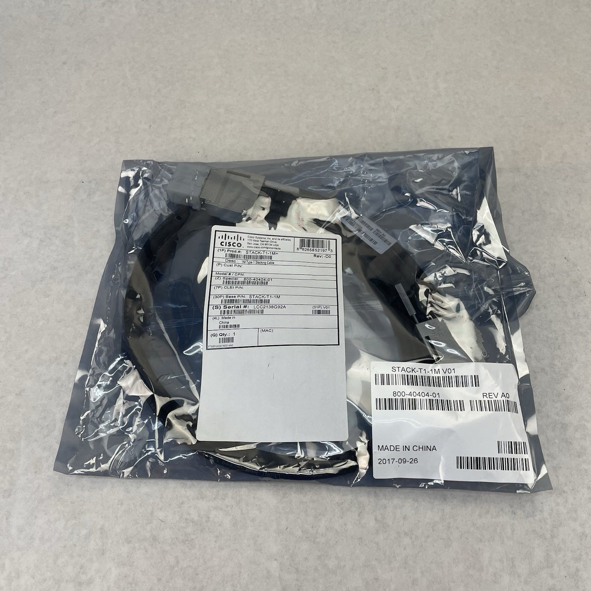 Cisco STACK-T1-1M Stacking Cable 1M / 800-40404-013