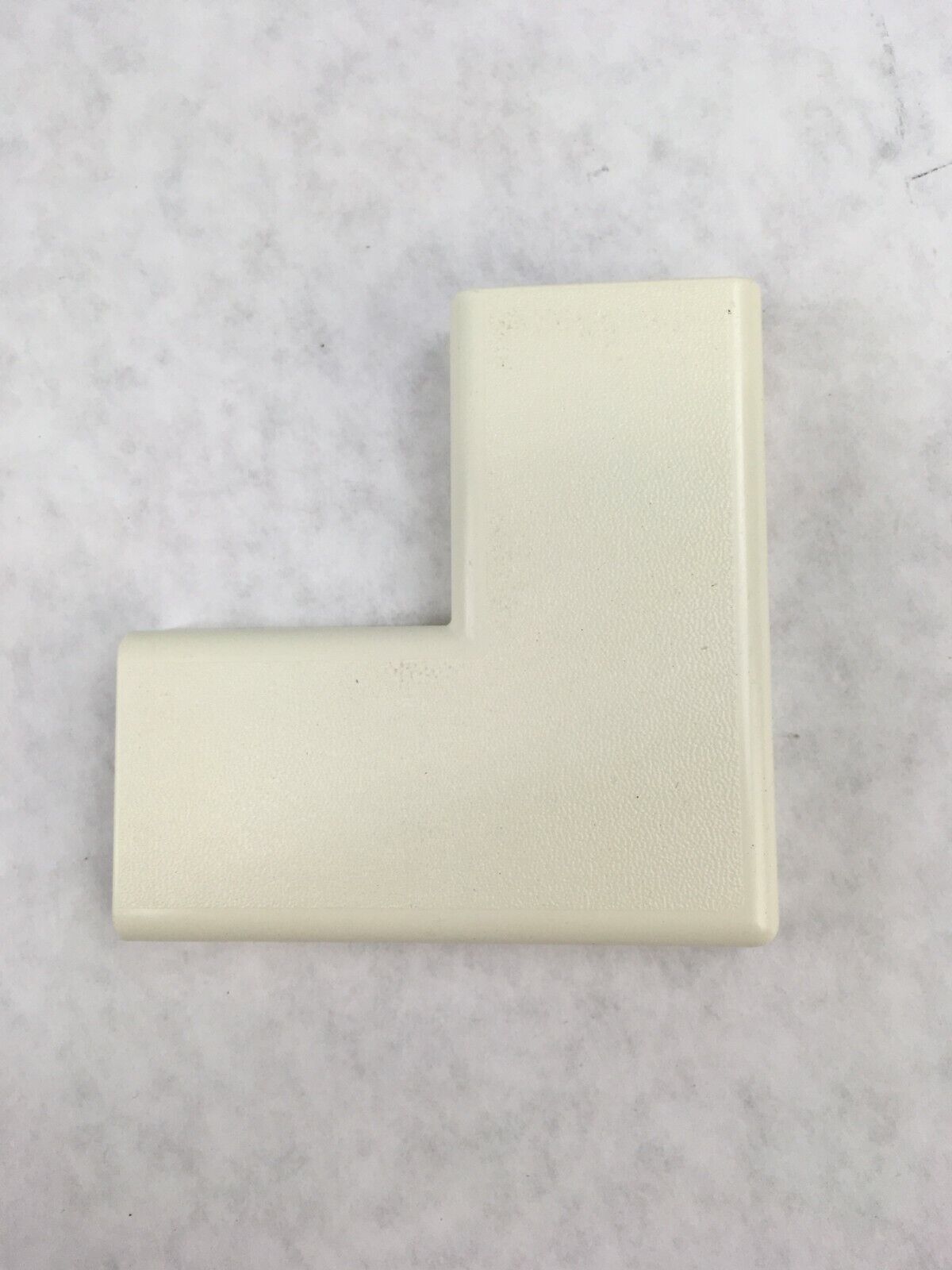 Panduit Pan-Way PRAF6WH-X Right Angle FIT PD6 (Lot of 18)