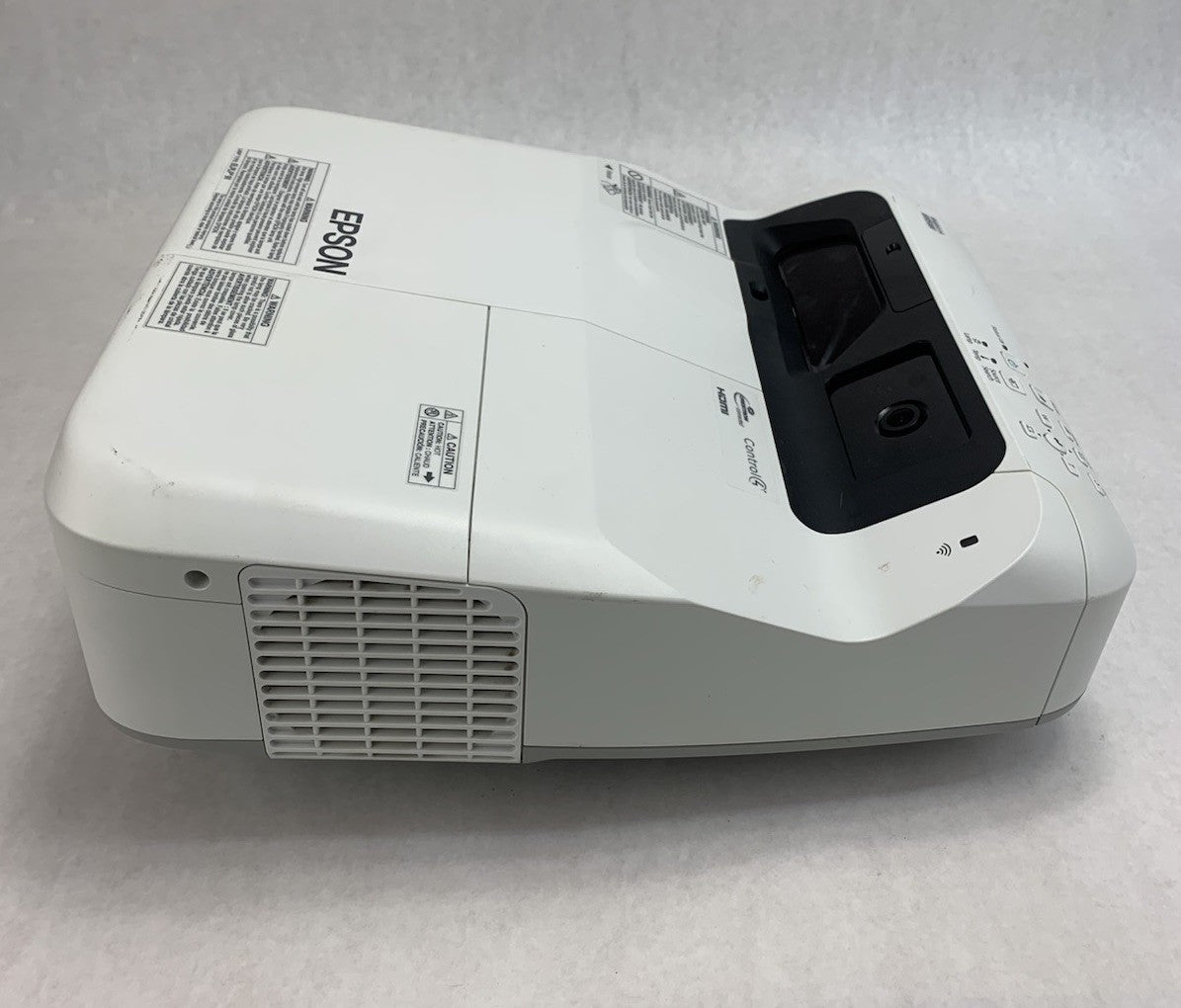 Epson PowerLite 695Wi H740A LCD Lamp Projector 749 Lamp Hours - No Remote2