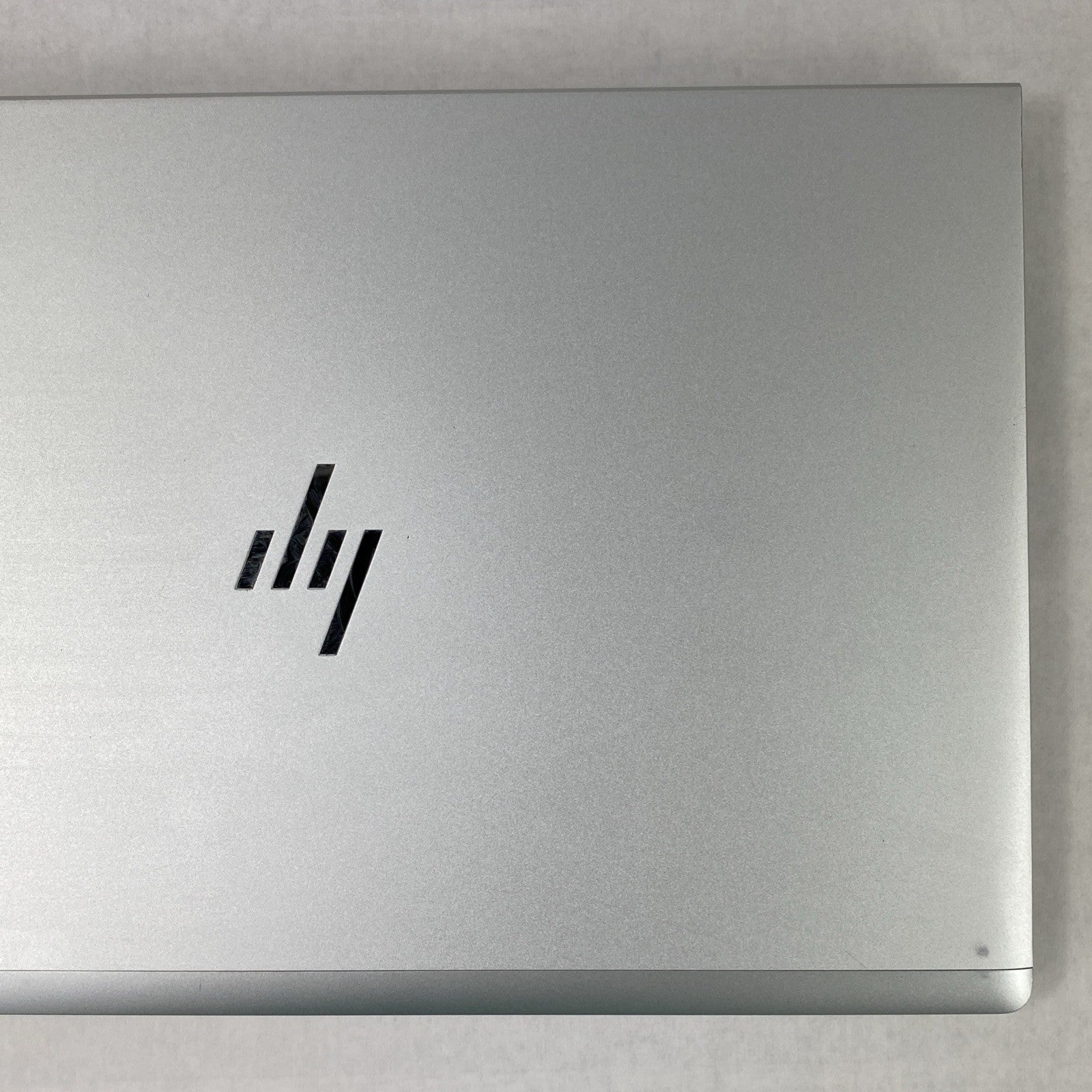 HP 655 G10 AMD Ryzen 7 Pro 7730U 2.00 GHz 16 GB RAM 15.6" No HDD No OS