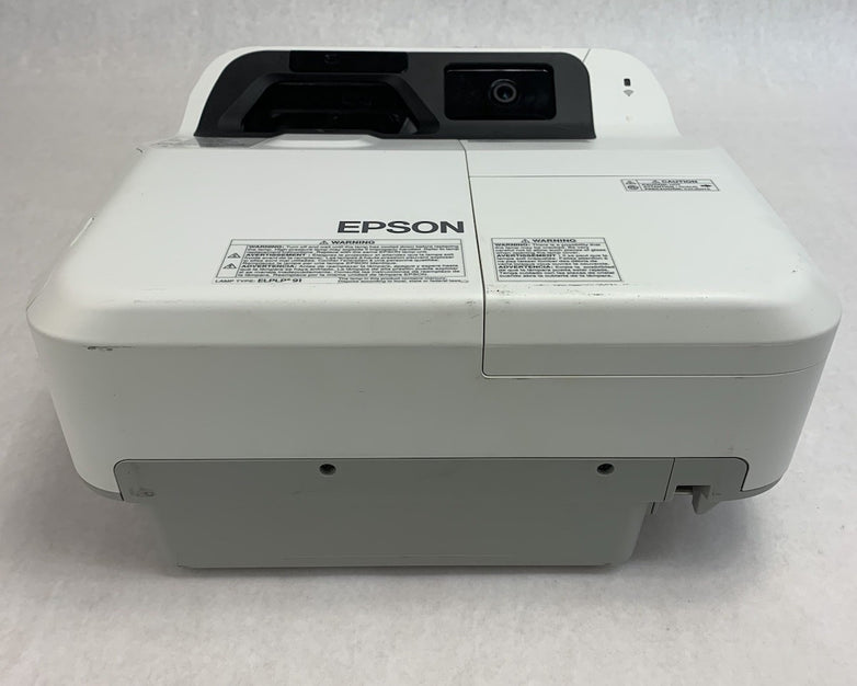 Epson PowerLite 695Wi H740A LCD Lamp Projector 749 Lamp Hours - No Remote