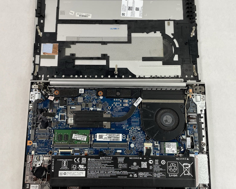 HP EliteBook 850 G8 15.6" i5-1145G7 2.60 GHz 8 GB RAM No SSD/OS/AC - Rubber Feet