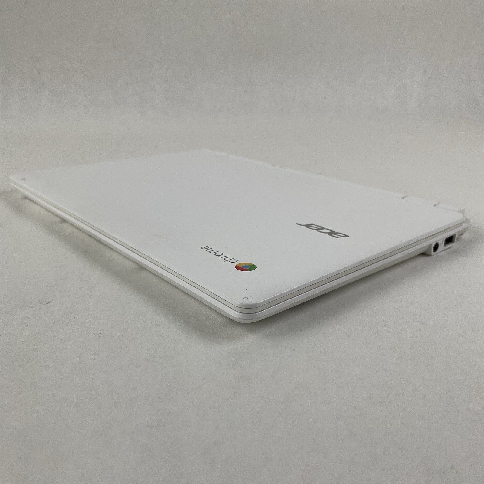 Acer CBS-111 11.6" Celeron N2840 2.16 GHz 2 GB RAM 16 GB HDD No AC11