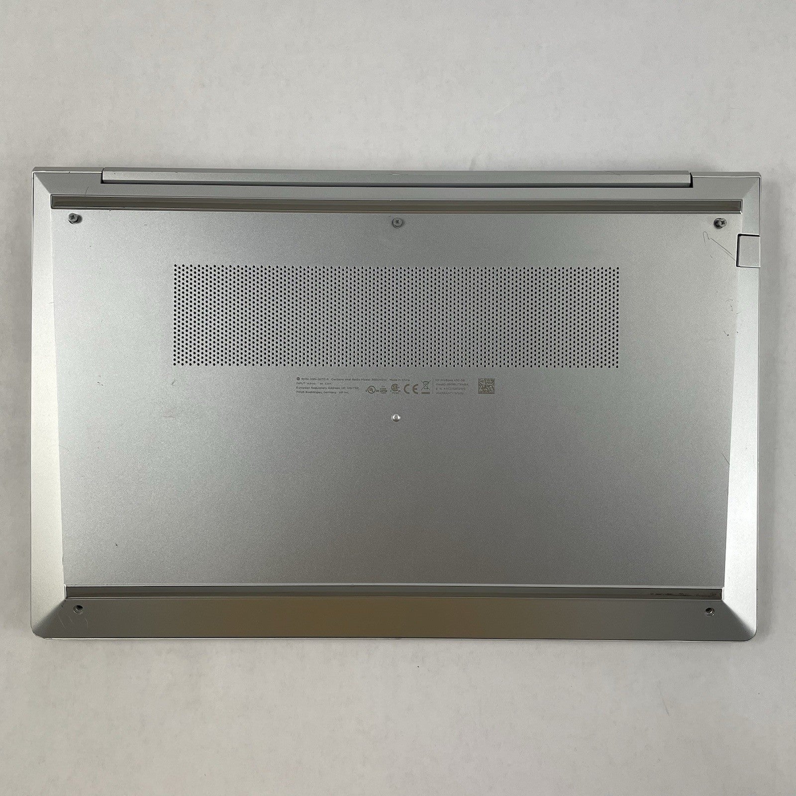 HP ProBook 450 G8 15.6" i5-1135G7 2.40 GHz 8 GB RAM No SSD/OS/AC - Bad USB13