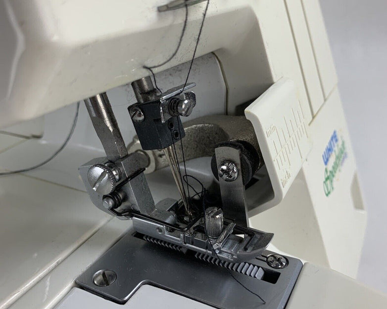 White Superlock W2500 Sewing Machine No Power Cord Untested