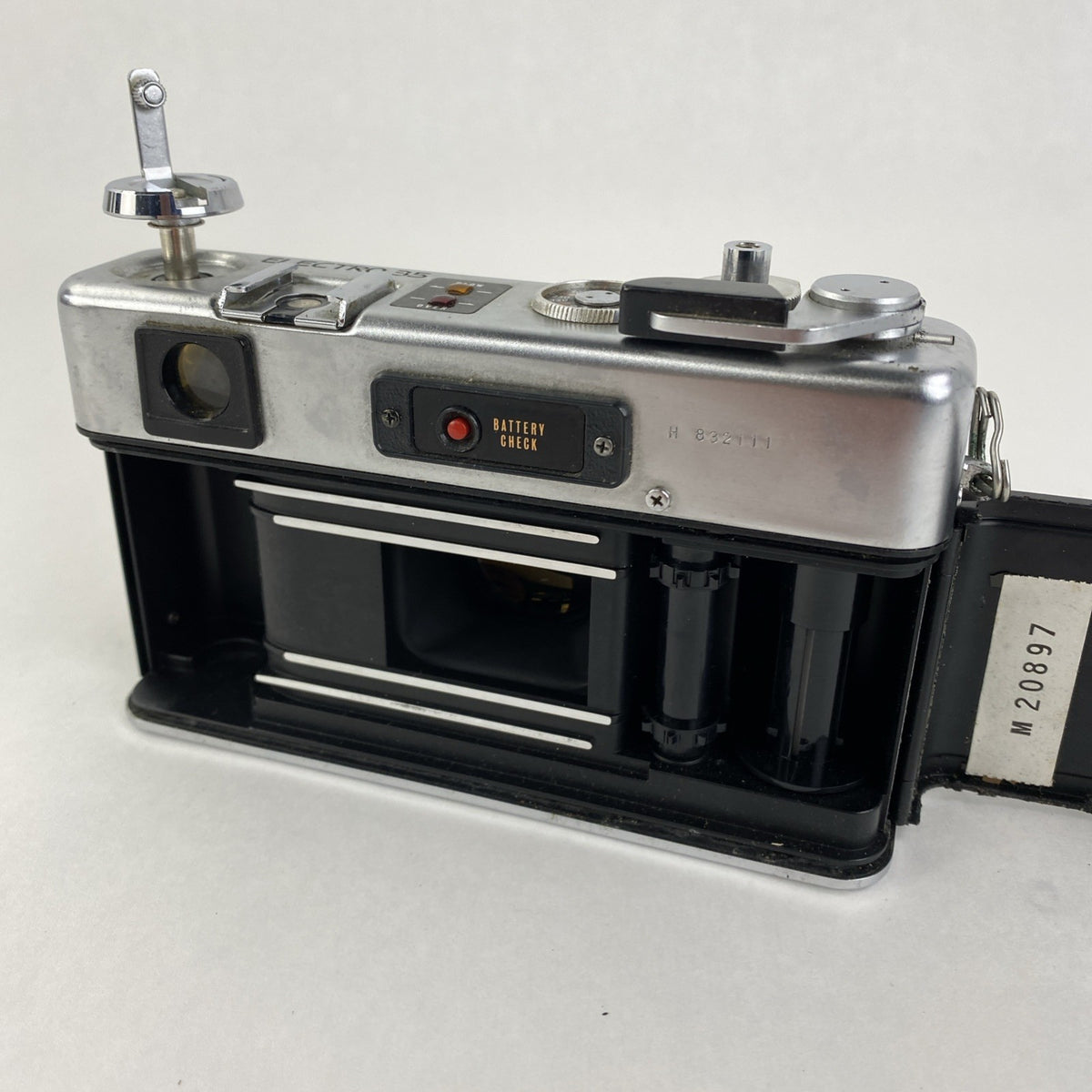 Yashica GSN Electro 35 w/ Yashinon DX 1:1.7 f=45mm Lens - Untested No Film parts10