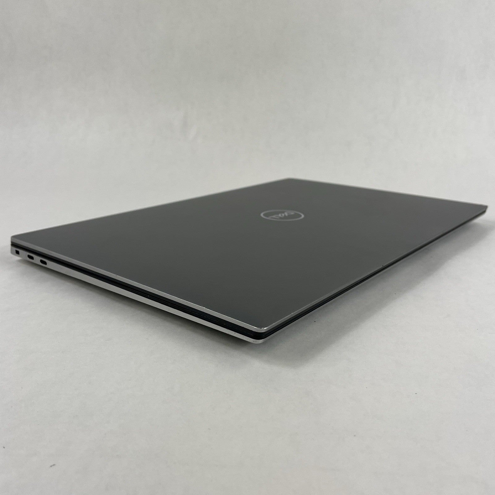 Dell Precision 5560 15.6" i7-11800H 2.30 GHz 8 GB RAM NVIDIA T1200 No SSD/OS/AC10