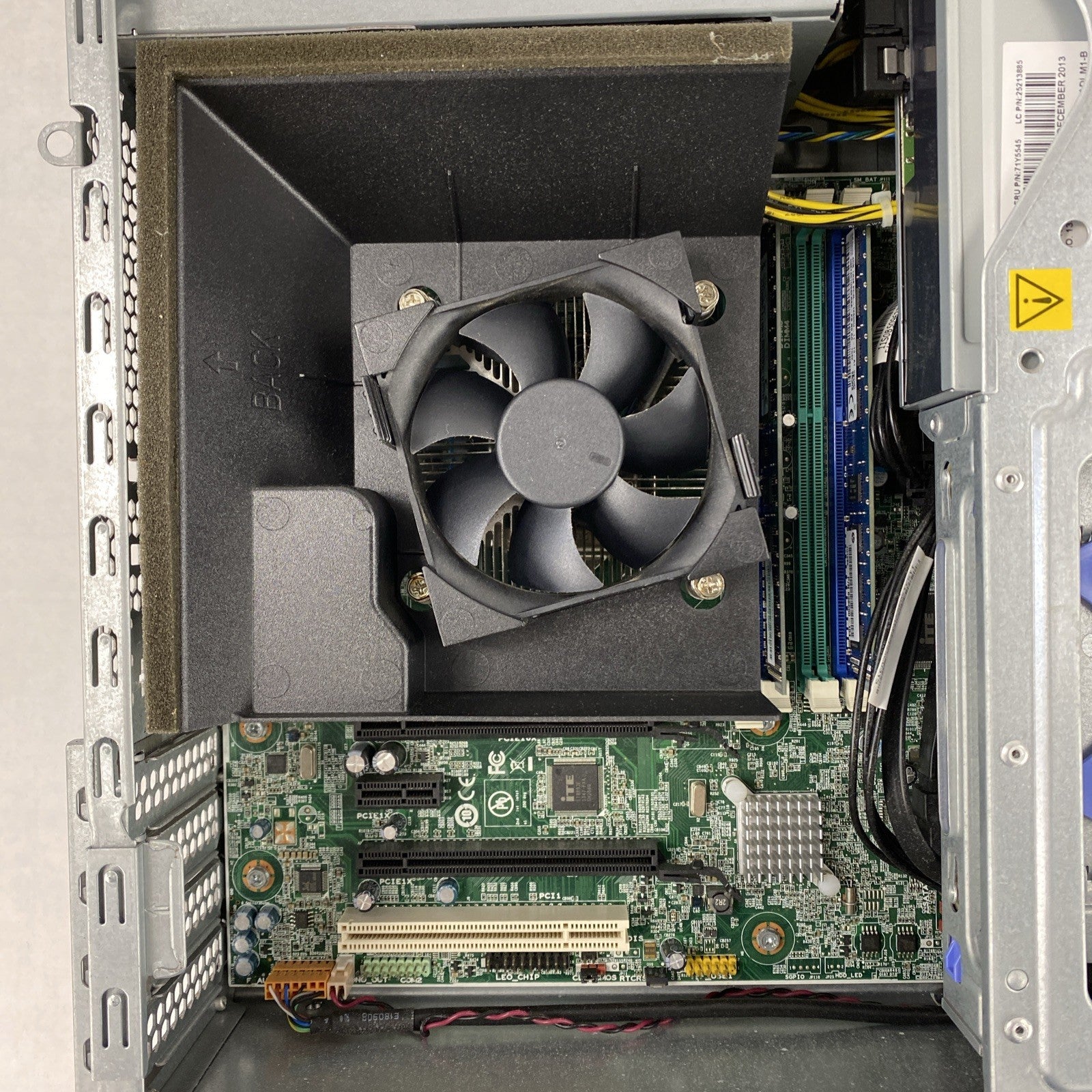 Lenovo ThinkCentre M93P SFF Intel Core i5-4570 3.20GHz 8GB RAM No HDD No OS