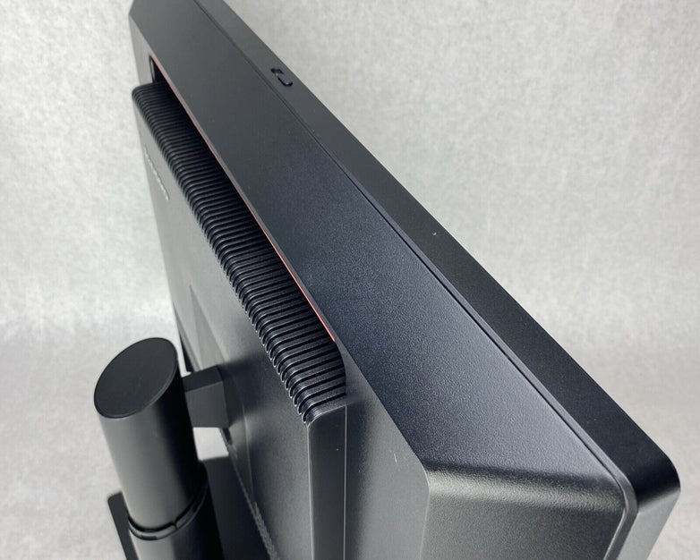 Lenovo ThinkCentre M93z 23" AIO Intel Core i5-4590S 3.0GHz 8GB RAM No HDD OS