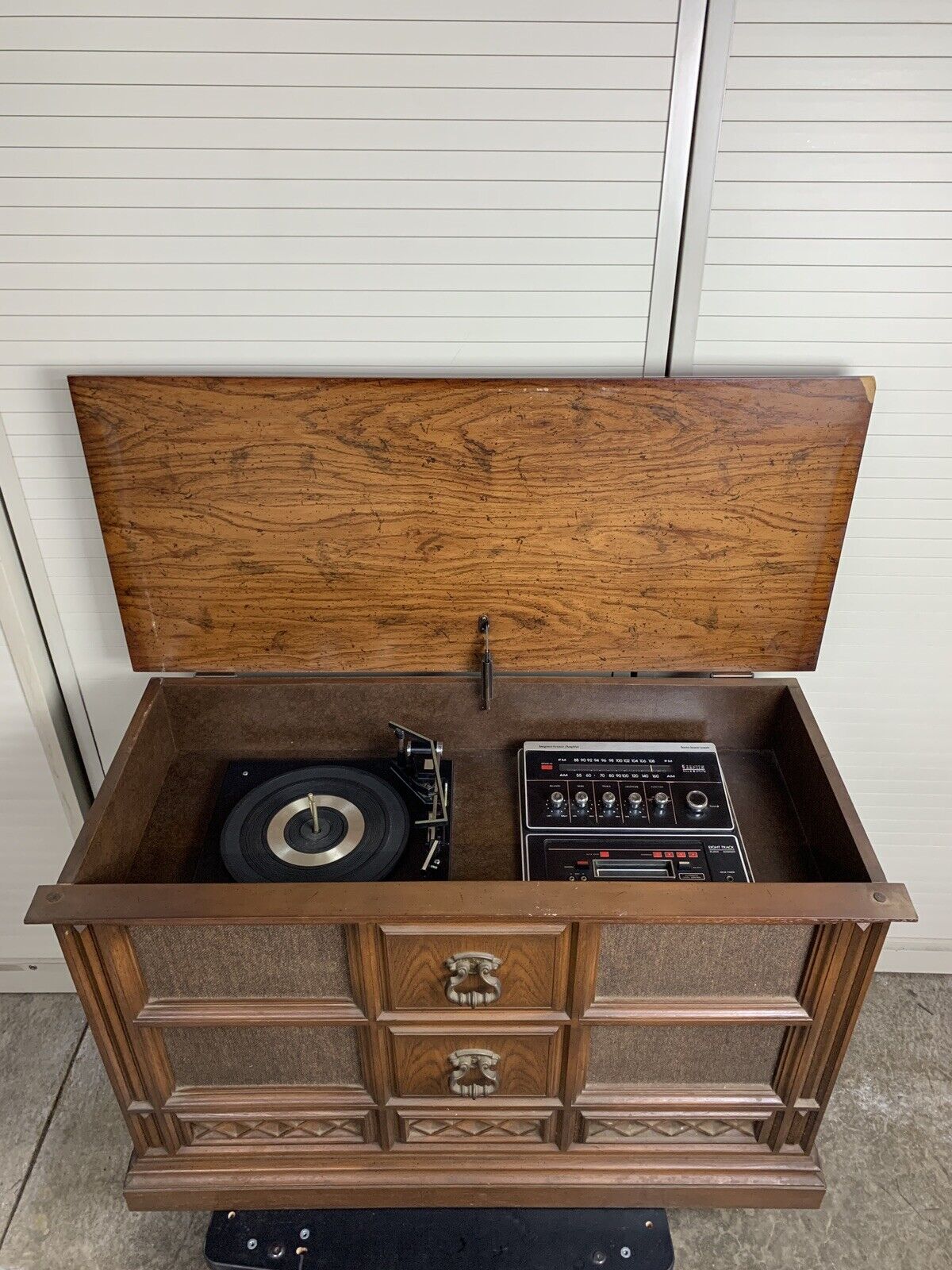 Vintage Zenith Record and Track Player JR900P3 For Parts and Repair