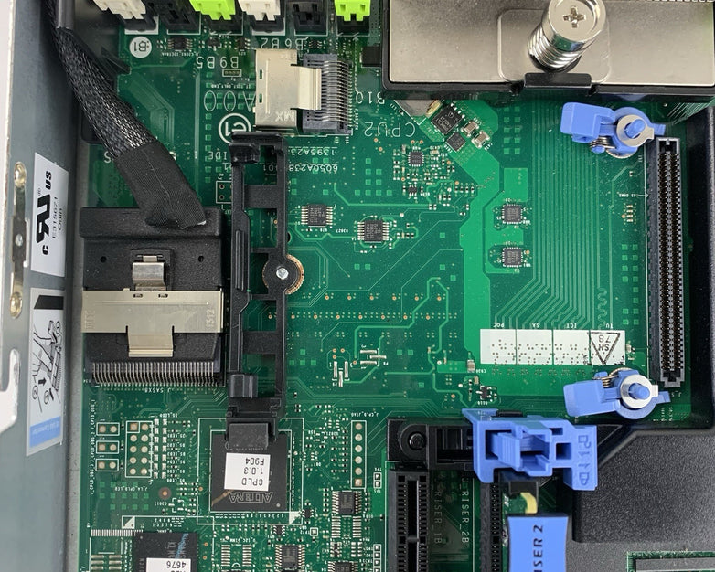 Dell PowerEdge R620 2x Intel Xeon E5-2670 2.6 GHz 64 GB RAM No HDD No OS