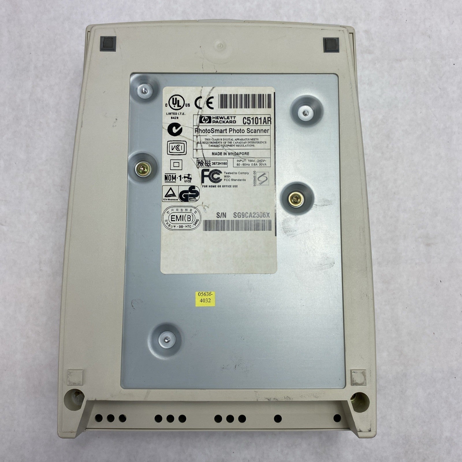 Hewlett Packard C5101AR S20 PhotoSmart PhotoScanner - Power Tested Only9