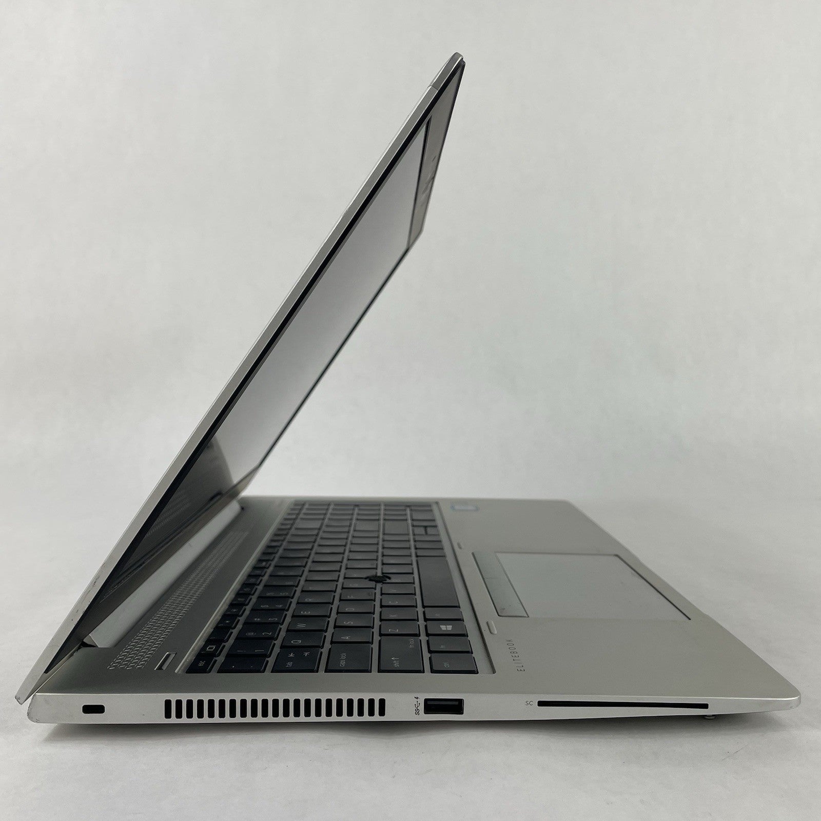 HP EliteBook 850 G6 15.6" i5-8365U 1.60 GHz 8 GB RAM No SSD/OS/AC - Bad USB4