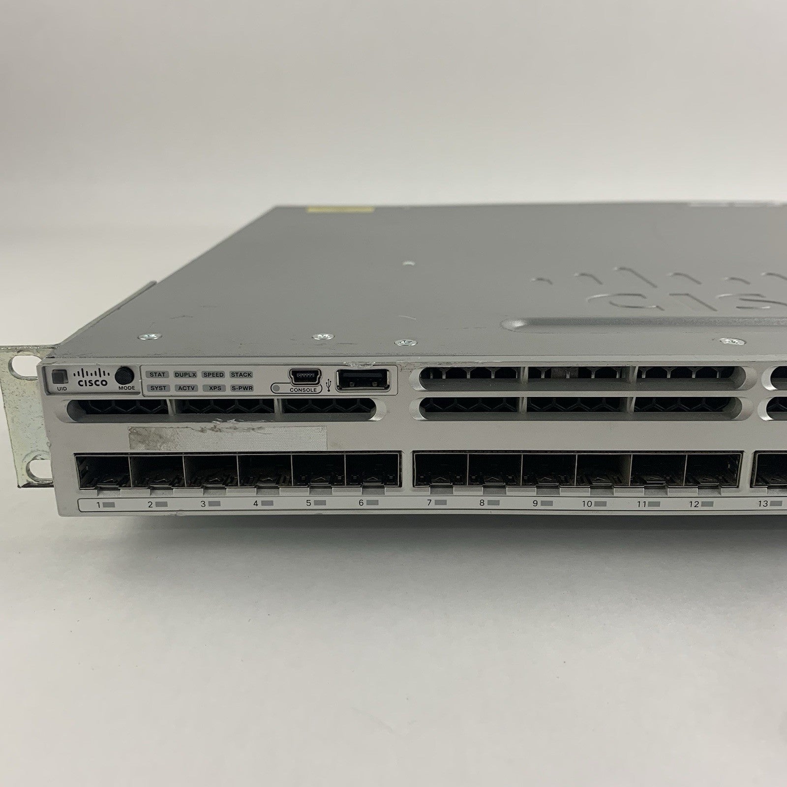 Cisco WS-C3850-24S-S Catalyst SFP Switch 3850 24 Port Tested w/ C3850-NM-2-10G2