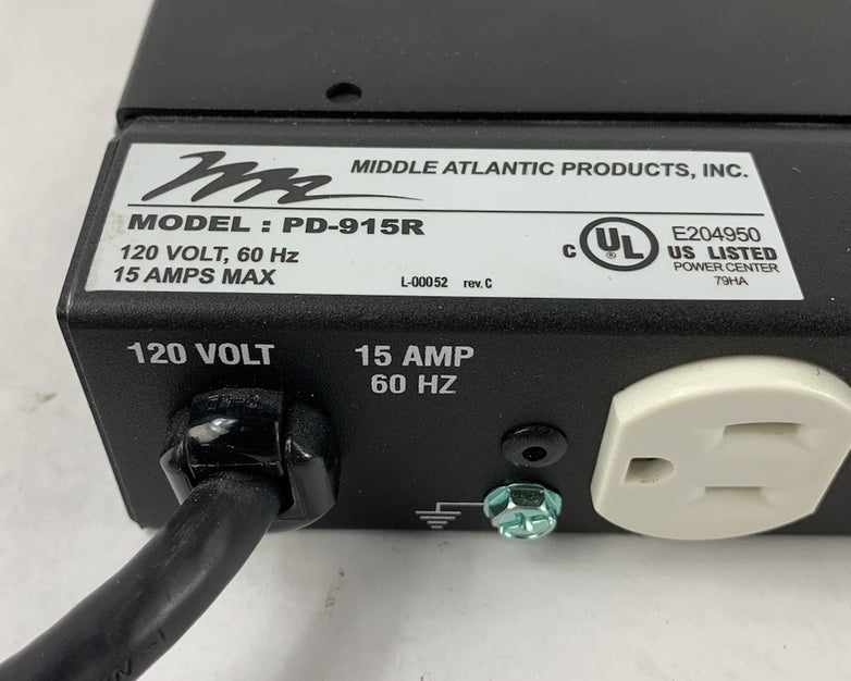 Middle Atlantic Products PD-915R 120V-15A-60Hz 8-Port Rackmount Power Center