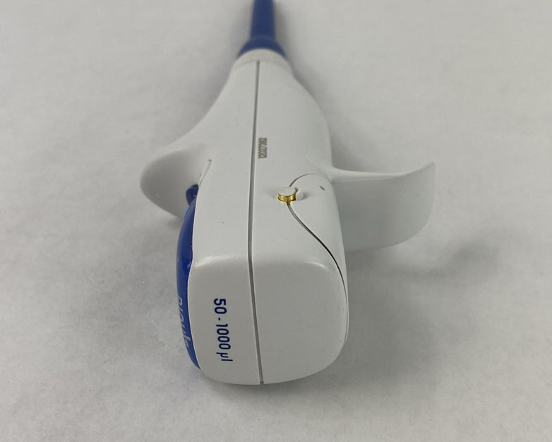 Biohit eLine e1000 50-1000 µL Single Channel Electronic Pipette - READ