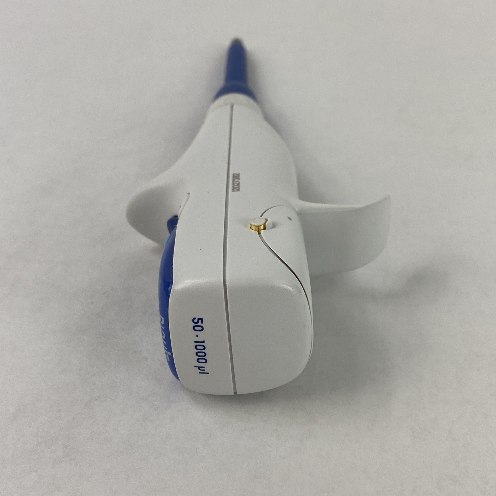 Biohit eLine e1000 50-1000 µL Single Channel Electronic Pipette - READ7