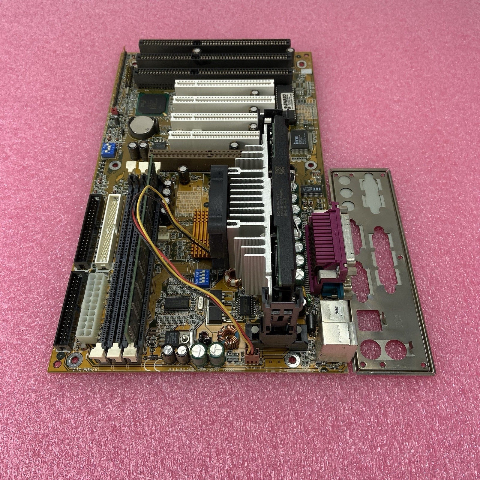 Gigabyte GA-6BXC Motherboard Intel Pentium III 500MHz 128MB RAM w/Shield2