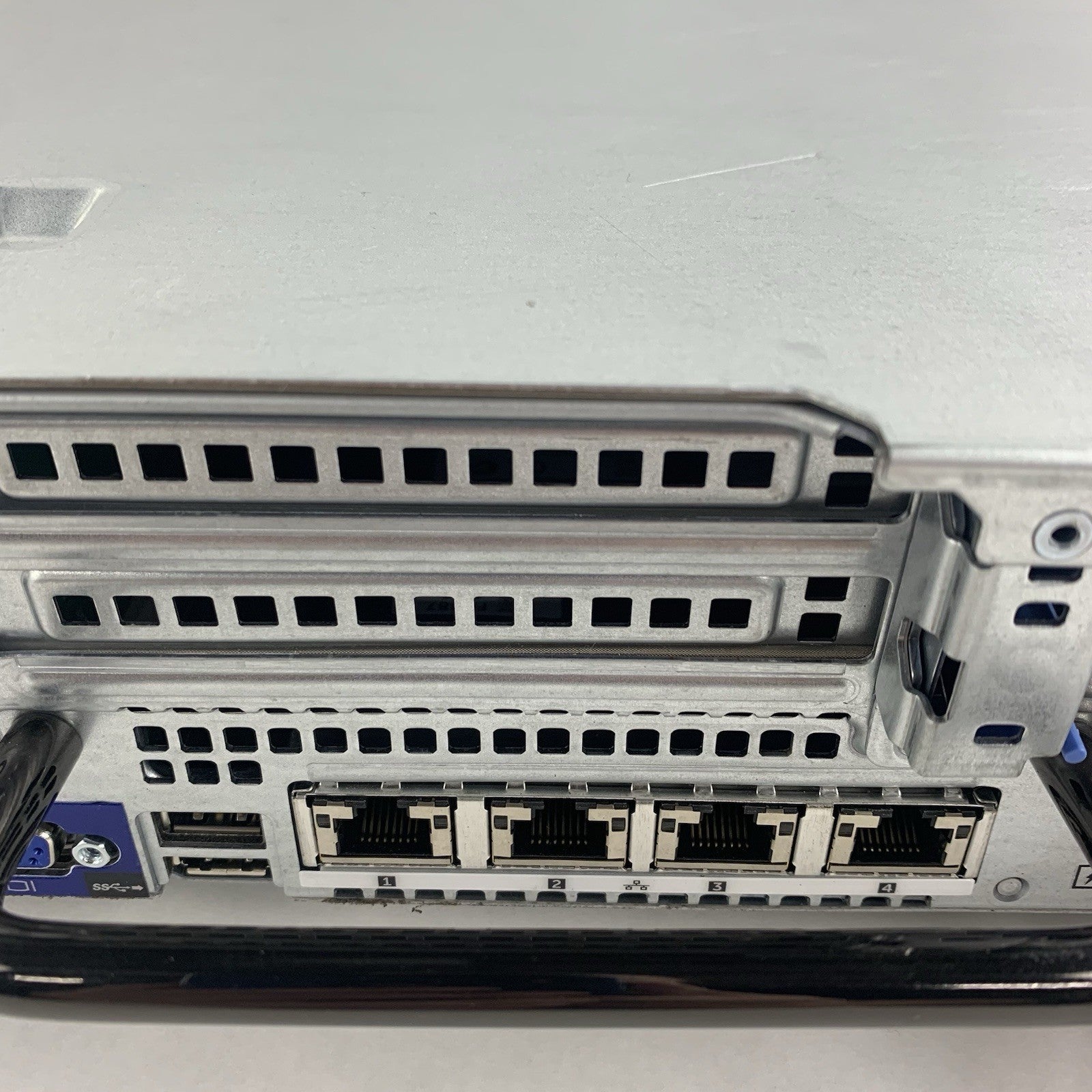 Dell Poweredge R730 2U Server 2x Intel E5-2620v3 2.4 GHz 32 GB Ram No OS No HDD11