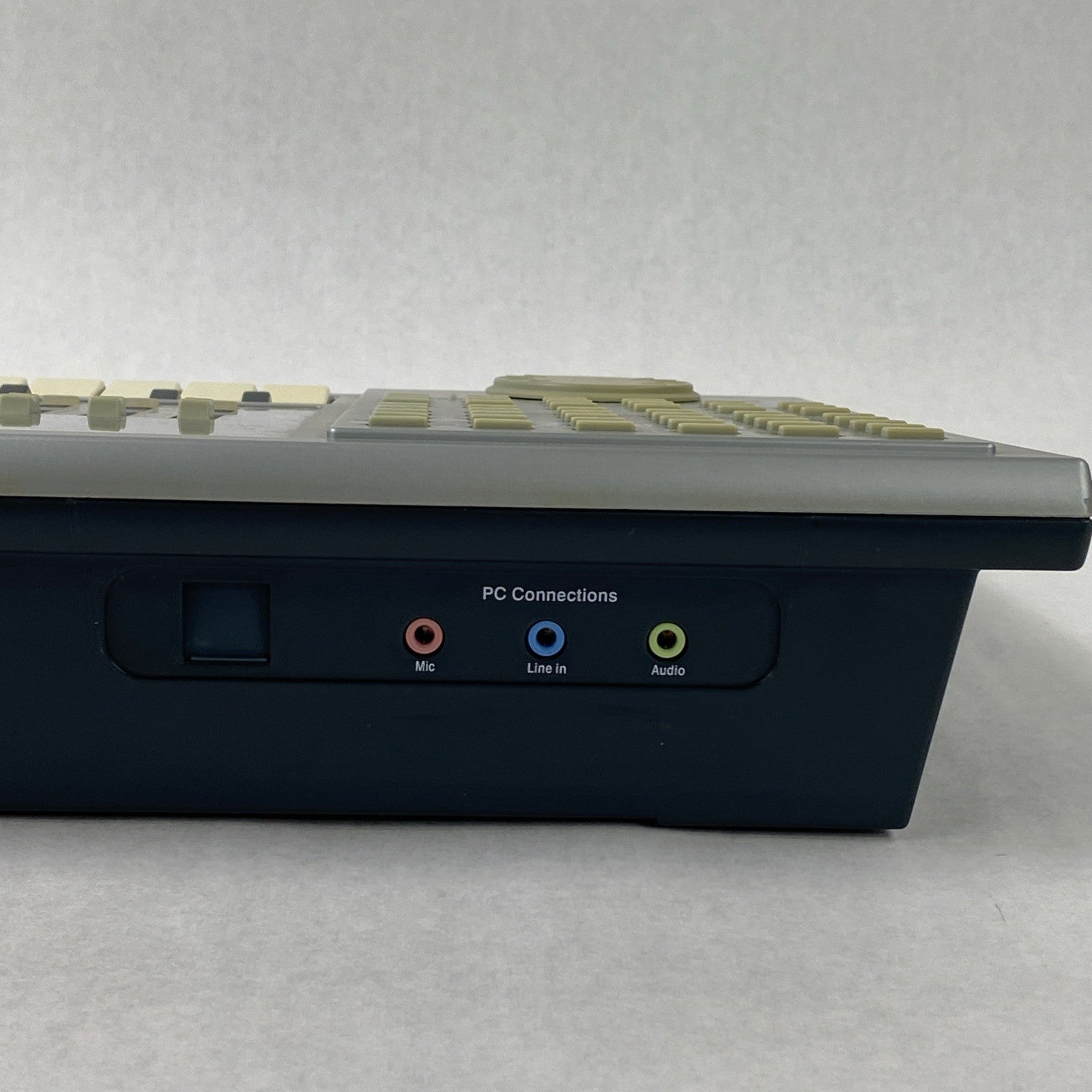 Oregon Scientific Wav DJ VM-108 Musical Sound Generator Synthesizer