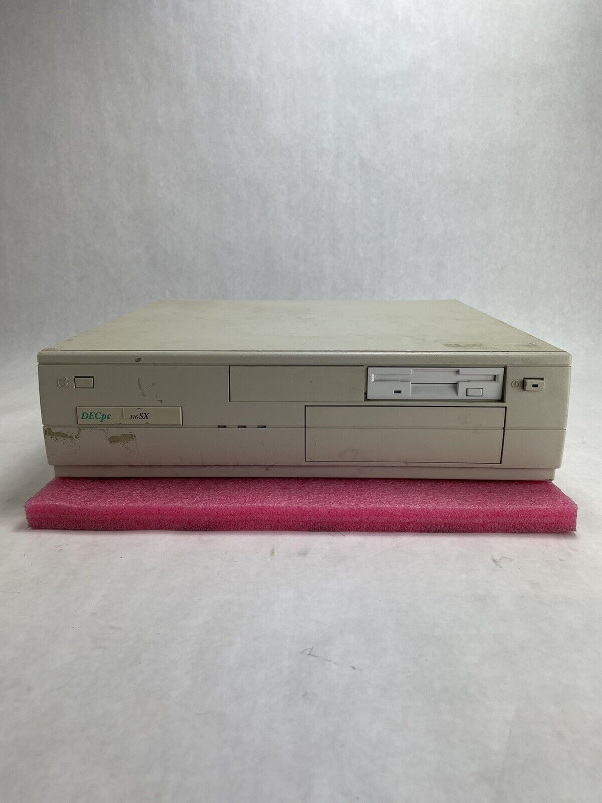 DEC DECPC 316SX PC484 DT Intel 80386sx 16MHz 3MB RAM No HDD No OS