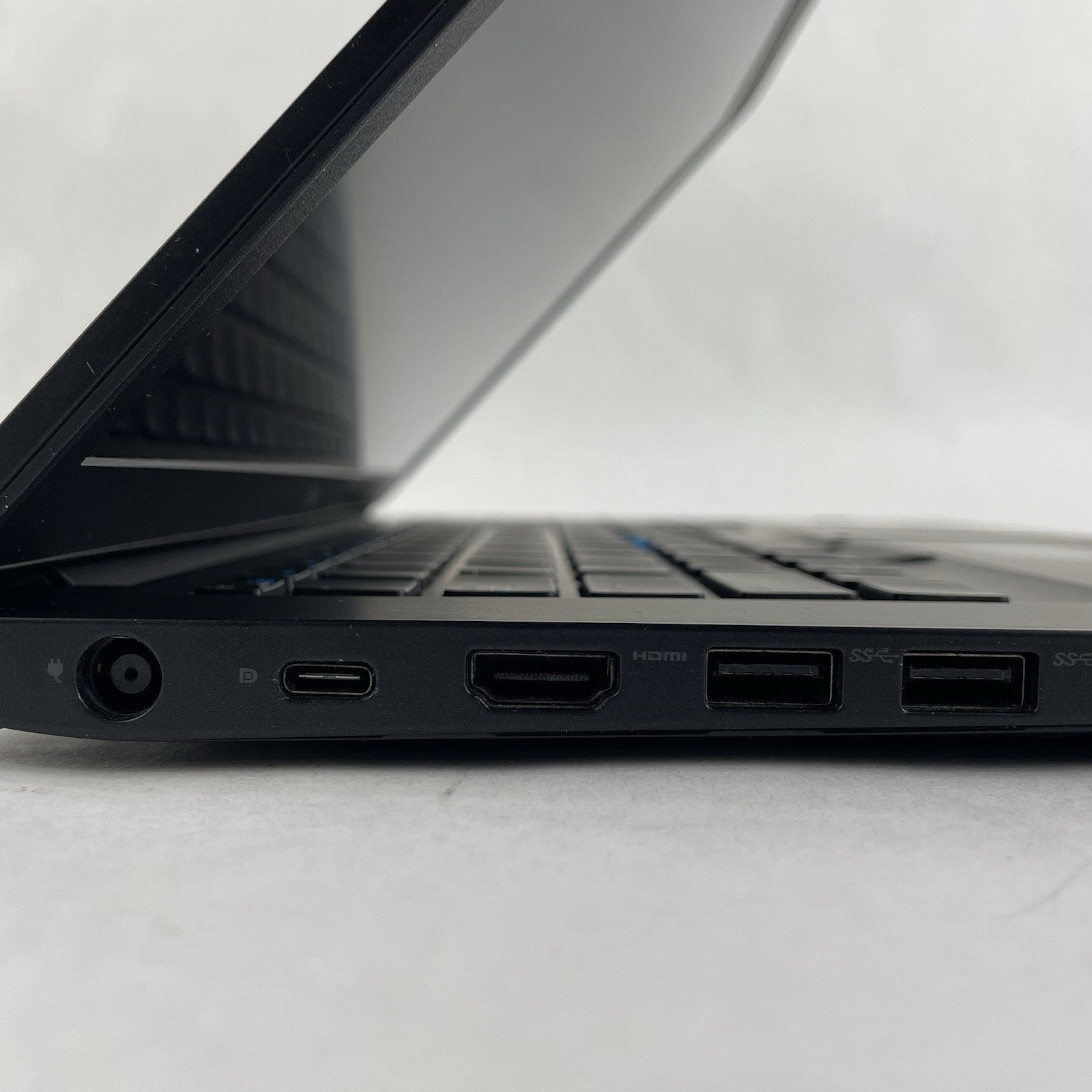 Dell Latitude 7490 14" i7-8650U 1.90 GHz 8 GB RAM No SSD/OS/AC/Battery6