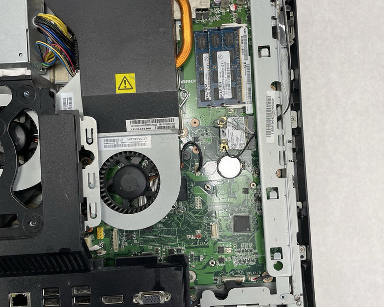 Lenovo Thinkcentre M90z 21" i5-650 3.20 GHz 4 GB RAM No HDD No OS