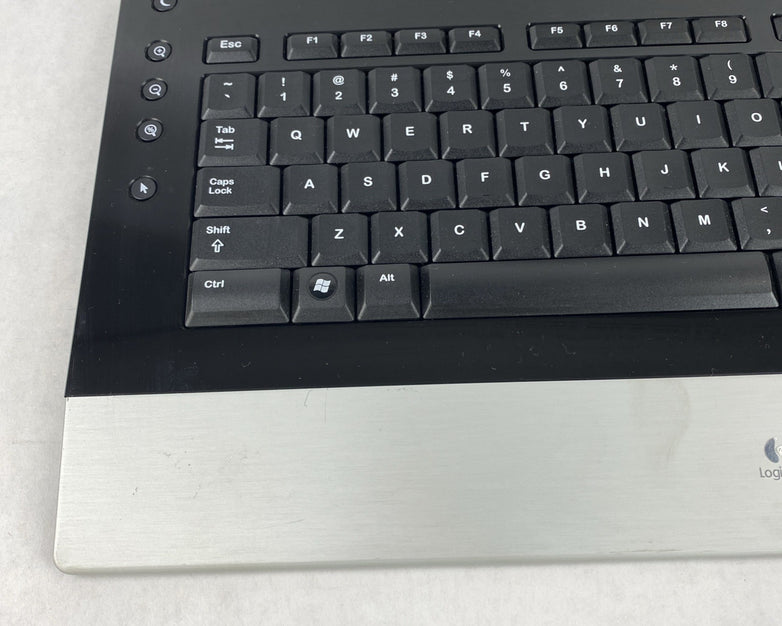 Logitech Y-RAY81 Bluetooth Keyboard Tested
