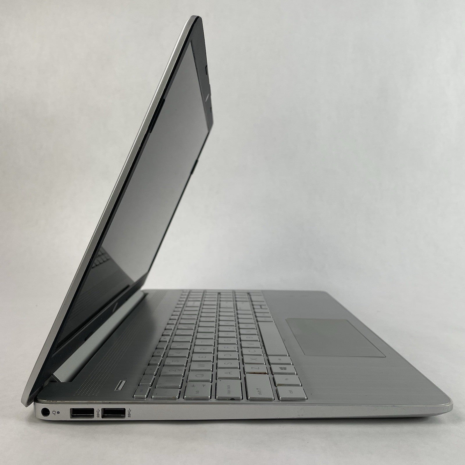 HP 15-dy1091wm 15.6" i3-1005G1 1.20 GHz 8 GB RAM No SSD/OS/AC/Batt- No Wifi Card3