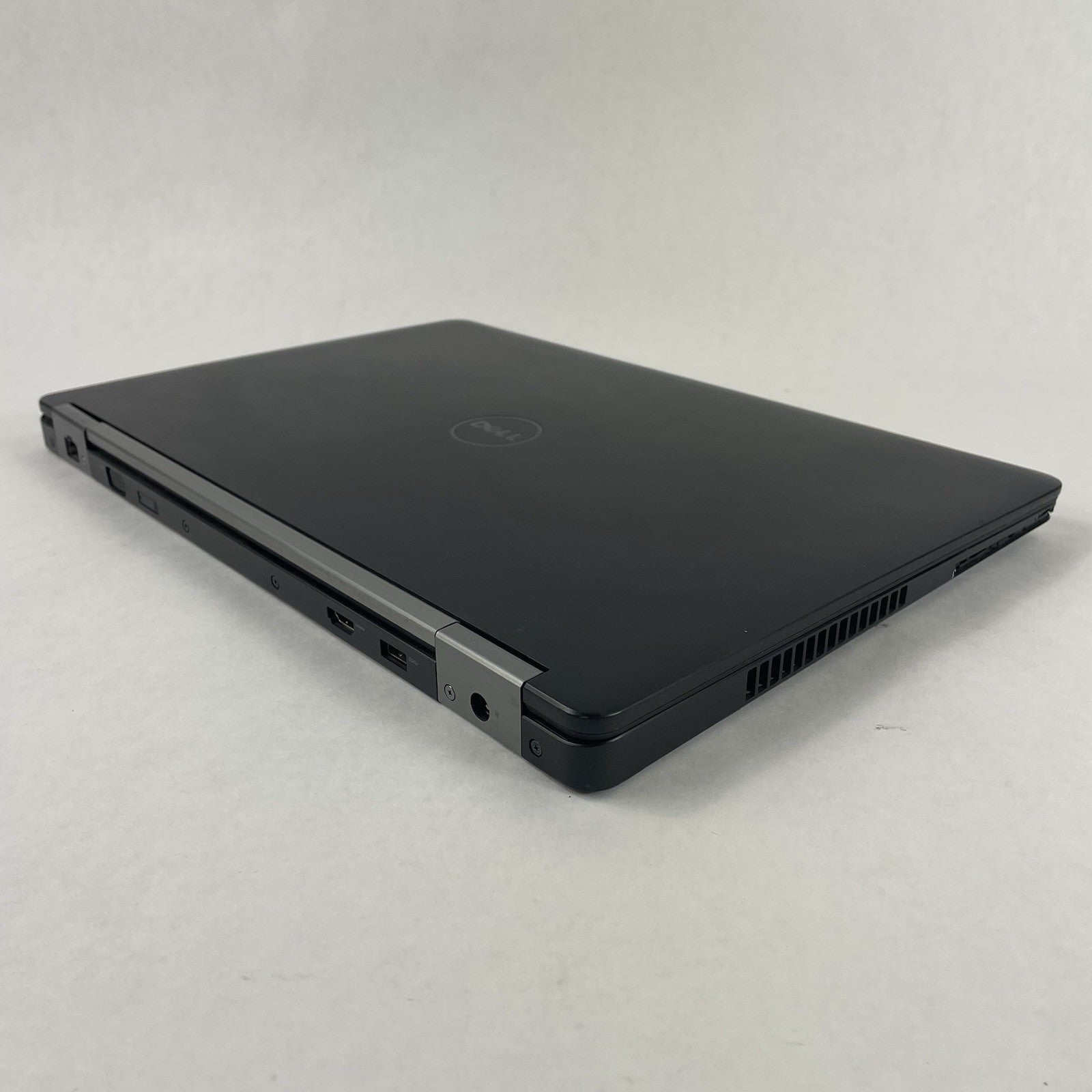 Dell Latitude E5570 15.6" i5-6300U 2.40 GHz 8 GB RAM No SSD/OS/AC/Batt - READ12
