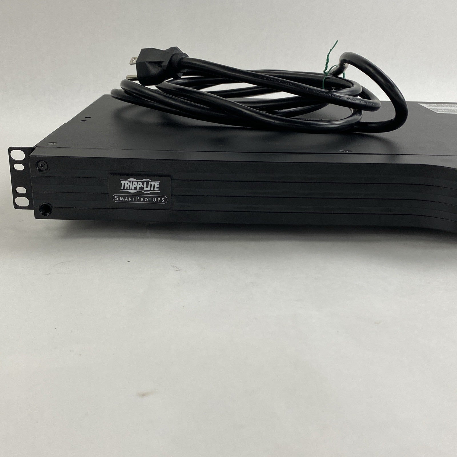 Tripp Lite Smart 500RTIU Battery Back UPS Tested No Battery or Caddy2