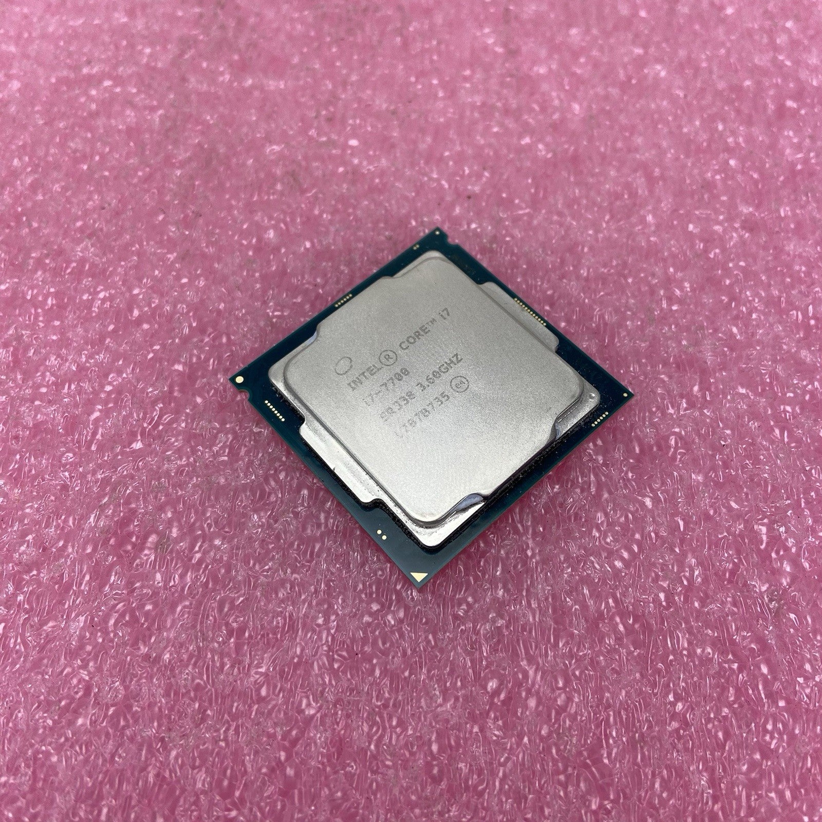 Intel Core i7-7700 SR338 3.6GHz Desktop CPU0