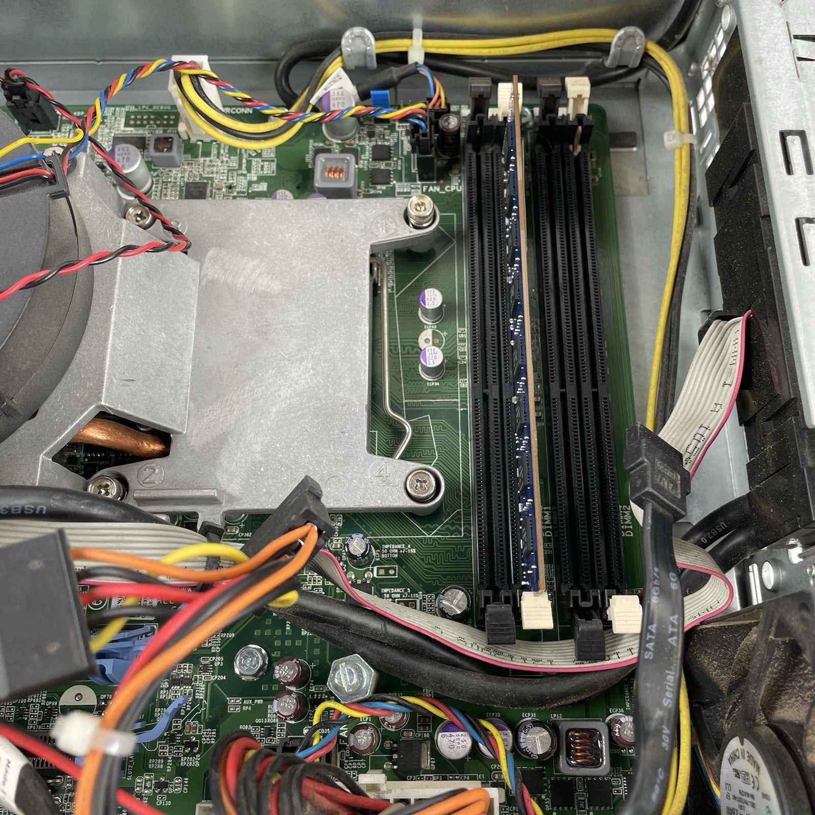 Dell Optiplex 7010 SFF i5-3570 3.40 GHz 4 GB RAM No HDD/OS15