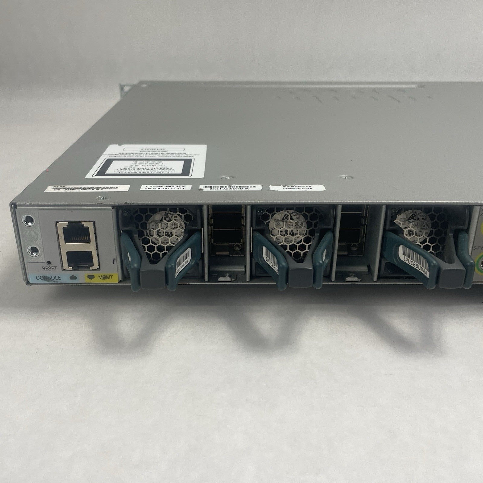 Cisco WS-C3850-24P-S V03 Switch 24-Port Gigabit PoE+ w/ 2x PSU Tested & Reset10