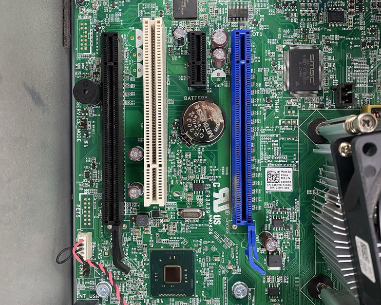 Dell Precision T1700 MT Intel Xeon E3-1226 v3 3.3GHz 8GB RAM No HDD No OS