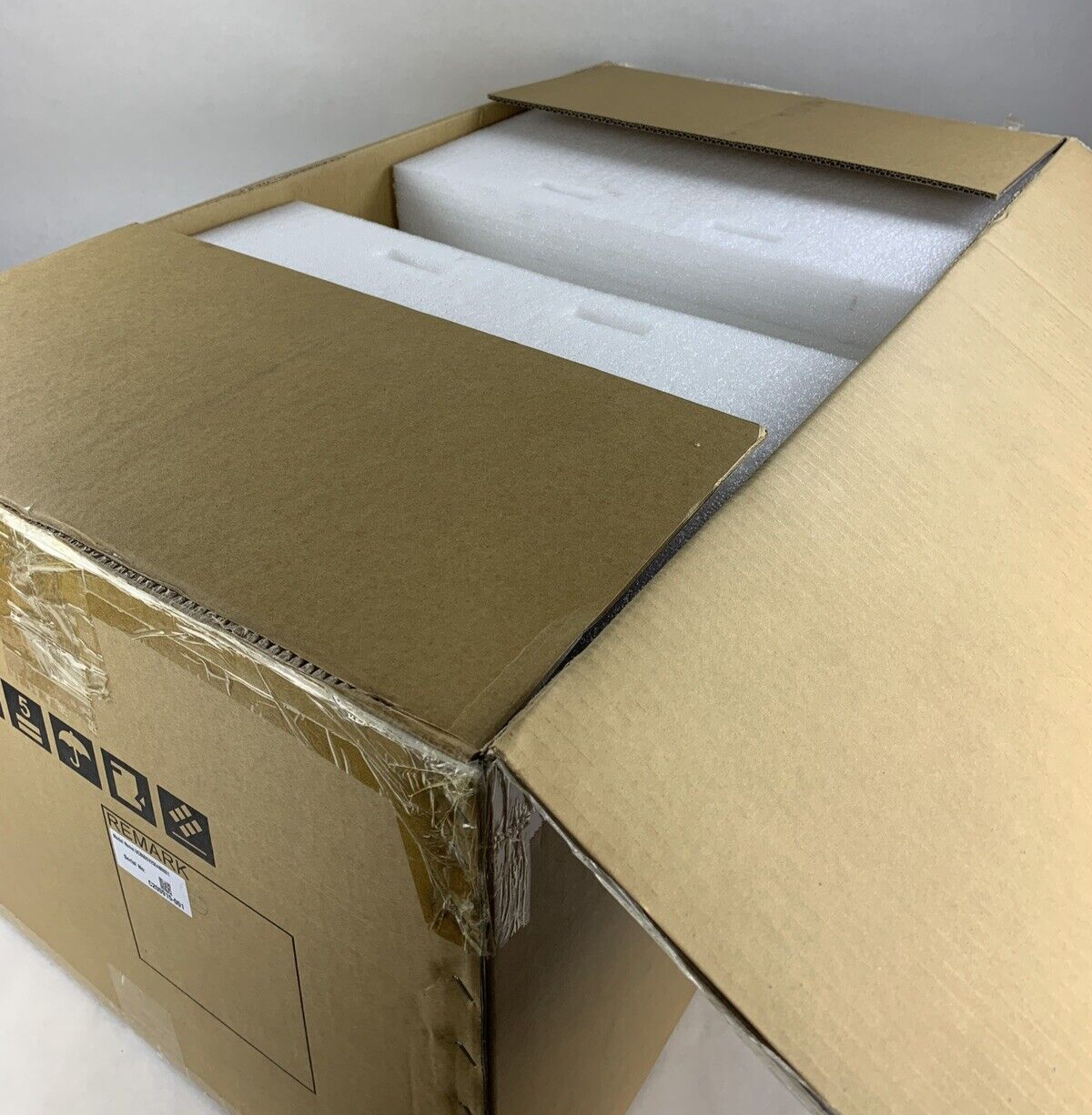 Eaton UCB600V250AB0101 Battery Control Box 600VDC 250A w/ J250E-DC Trip Breaker