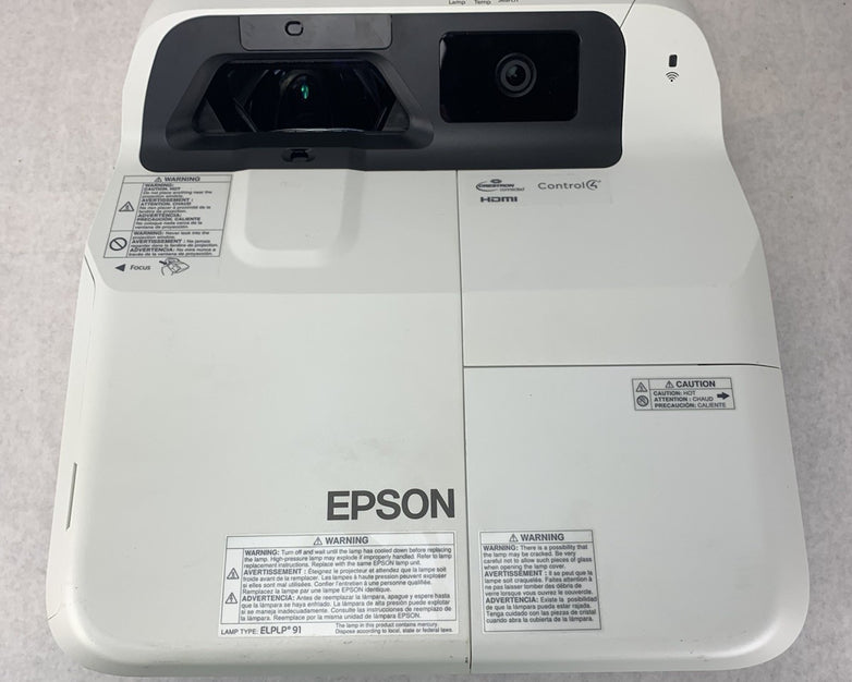 Epson PowerLite 695Wi H740A LCD Lamp Projector 26 Lamp Hours - No Remote