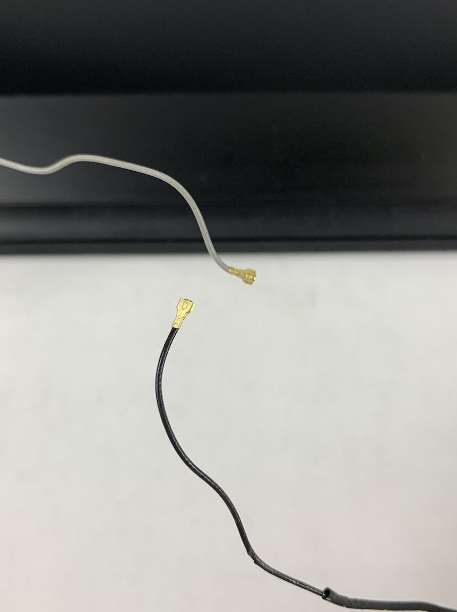 Lenovo Thinkpad T14 Gen 2 14" FHD 1920x1080 Non-Touch Screen - Cracked Corner4