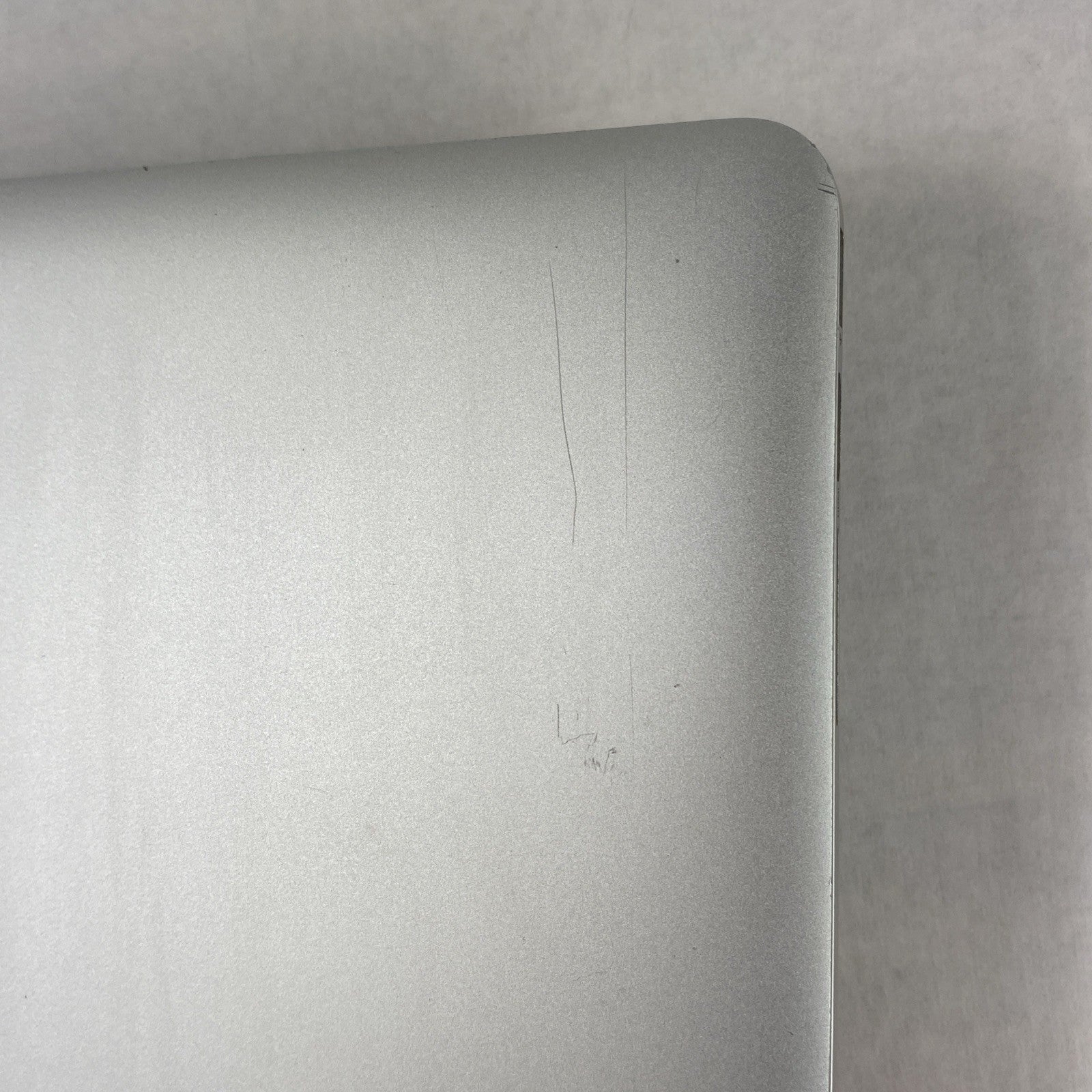 Apple MacBook Pro A1502 2015 13" Screen Keyboard Assembly  - No Motherboard